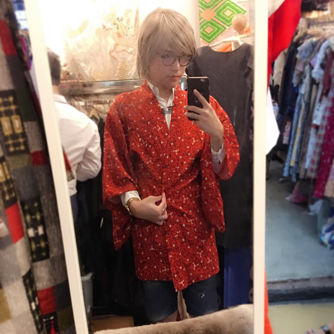 Customer wearing Sumo Vintage